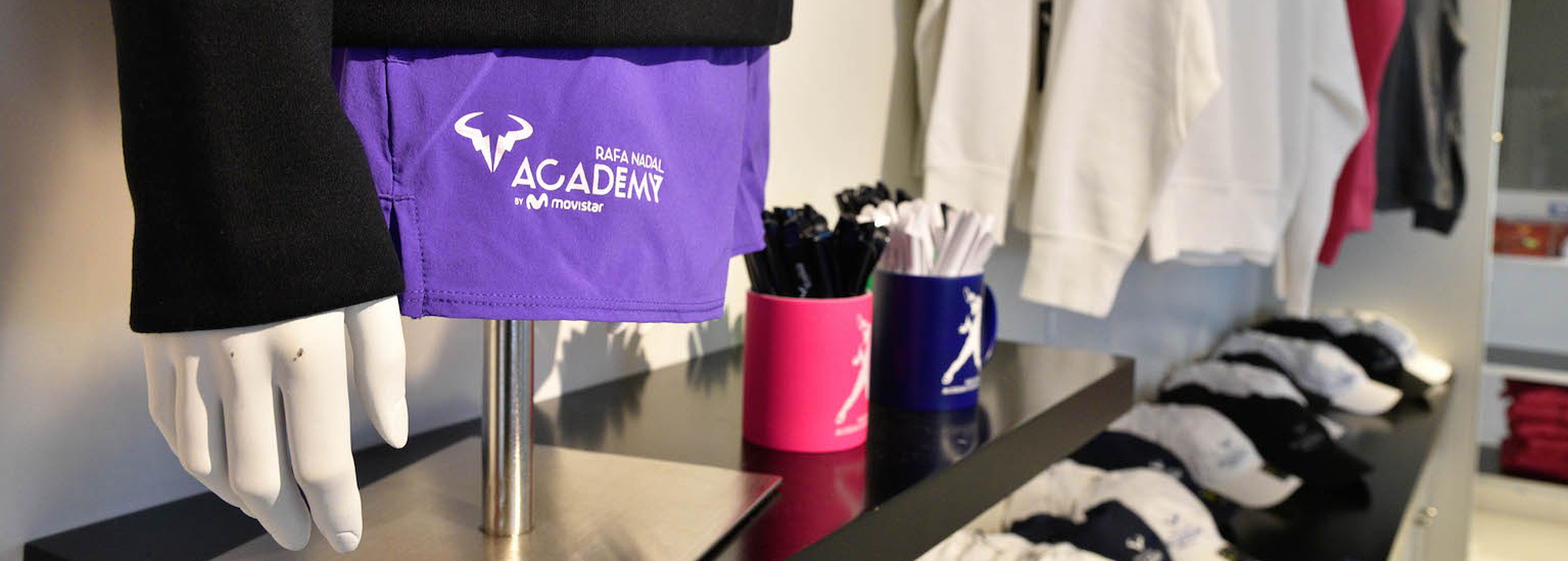 banner_merch